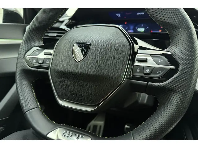 Peugeot 308 1.2T GT 2023 Benzine 21