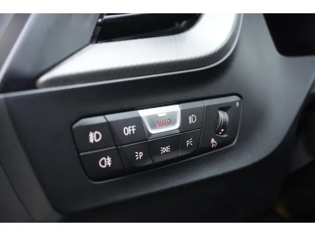 BMW 1 Serie 116d Corporate Executive 2020 Diesel 21