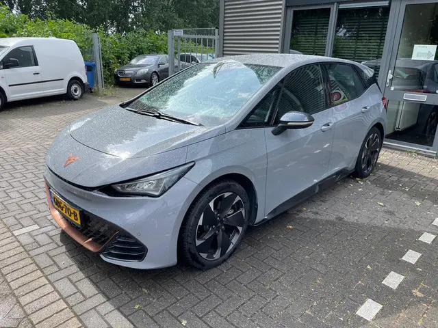 CUPRA Born Copper Edition 62 kWh 2022 Elektrisch 5