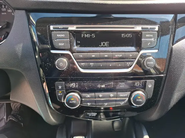 Nissan QASHQAI 1.2 Acenta 2016 Benzine 10