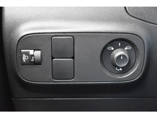 Citroën C3 PureTech 83 C-Series 2022 Benzine 16