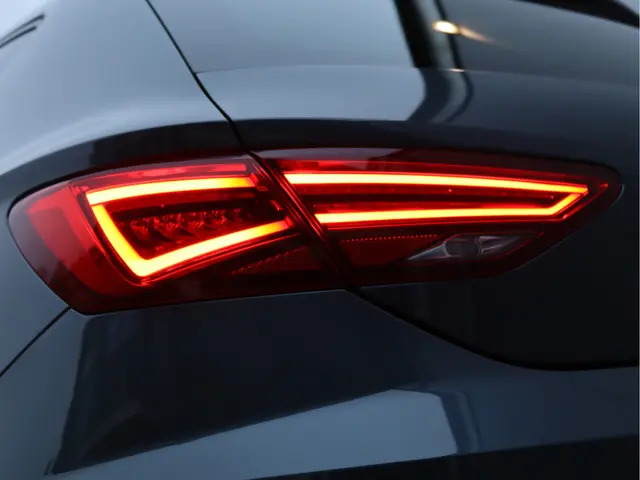 SEAT Leon 2.0 TSI FR Business Intense 2019 Benzine 13