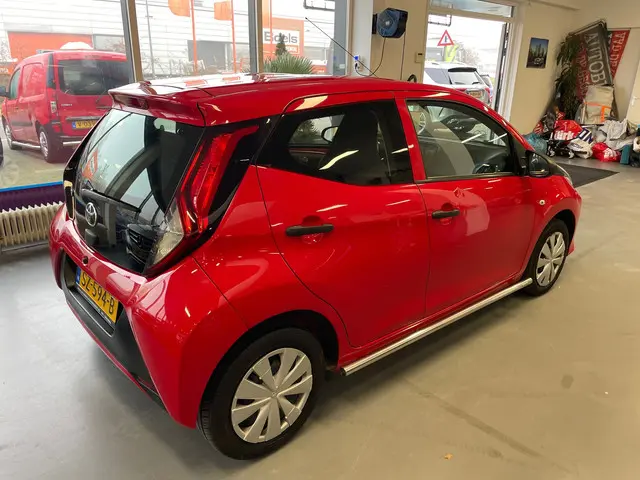 Toyota Aygo 1.0 VVT-i x-fun 2018 Benzine 9