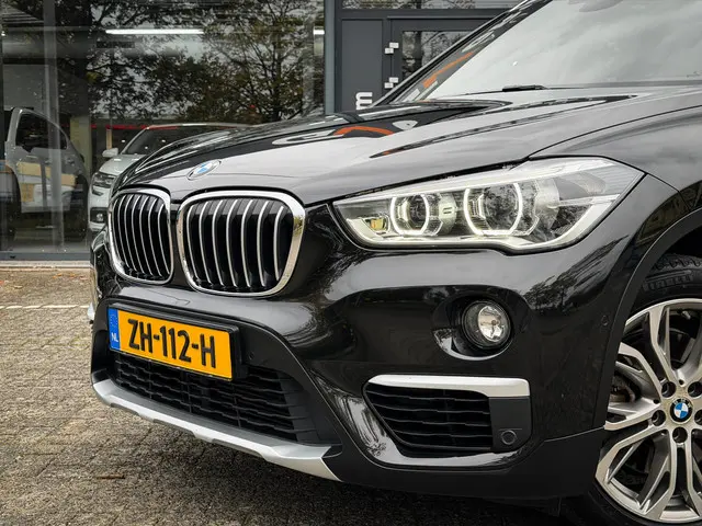 BMW X1 sDrive20i Orange Edition III 2019 Benzine 5