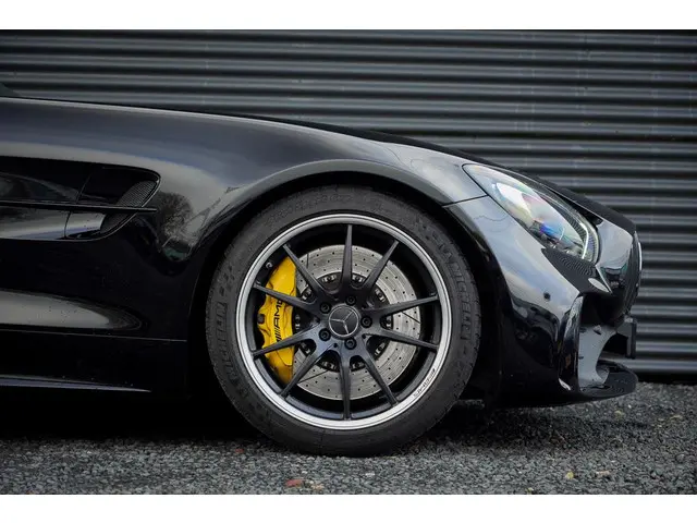 Mercedes-Benz AMG GT 4.0 R 2017 Benzine 11