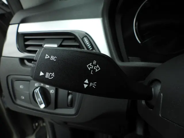 BMW X1 sDrive20i High Executive 2018 Benzine 22