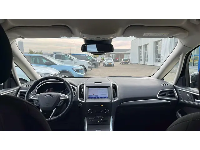 Ford S-Max 2.5 FHEV Titanium 7P 2022 Hybride Benzine 10