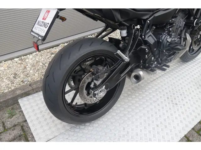 Yamaha MT 07 ABS 2023 Benzine 11