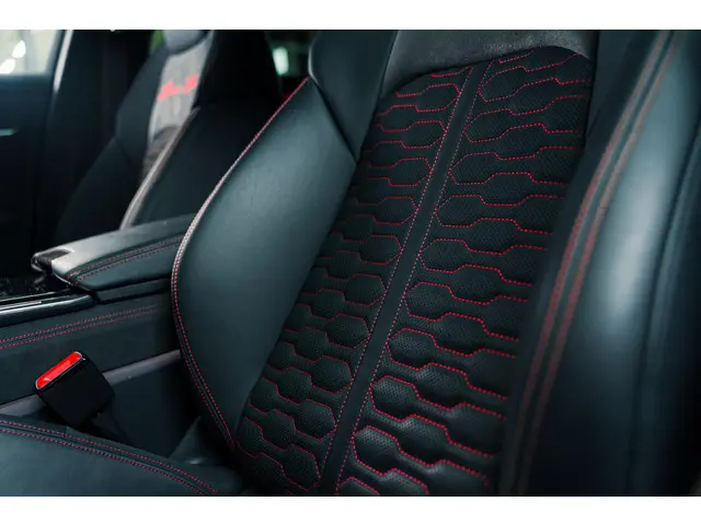 Audi RS6 RS 6 TFSI quattro 2023 Benzine 34