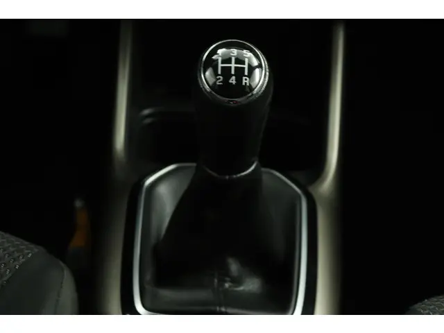 Suzuki Ignis 1.2 Stijl Smart Hybrid 2017 Benzine 27