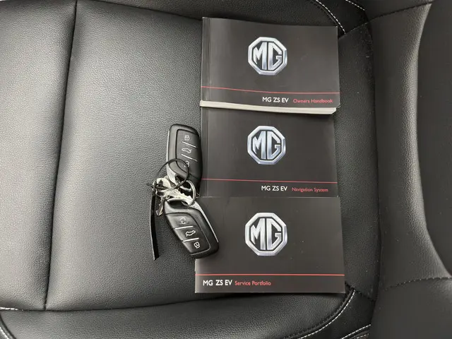 MG ZS EV Luxury 45 kWh [3-Fase] {SOH-100%} 2019 Elektrisch 27