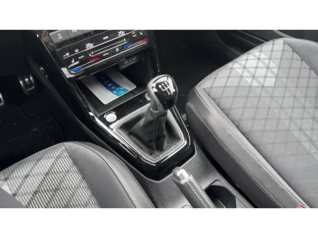 Volkswagen T-Cross 1.0 TSI R-Line 2025 Benzine 15