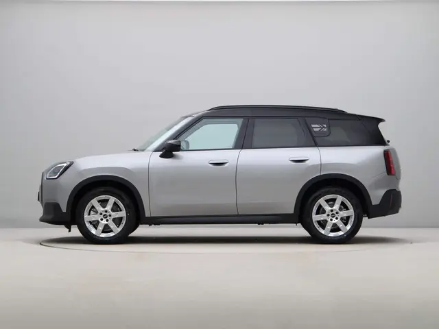 MINI Countryman C Classic Pakket M 2024 Benzine 12
