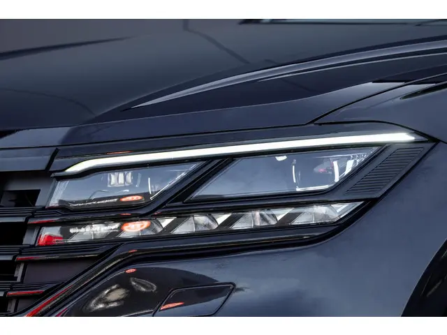 Volkswagen Touareg 3.0 TDI R-Line 2018 Diesel 8