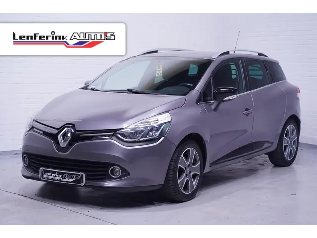 Renault Clio Estate 0.9 TCe Night&Day 2015 Benzine