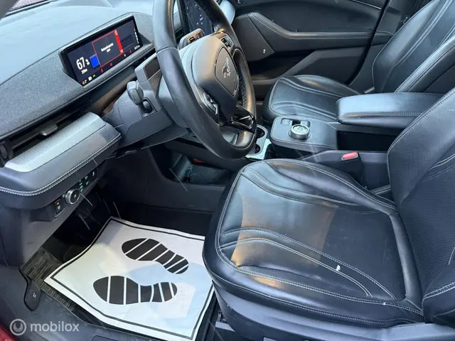 Ford Mustang Mach-E RWD 75 kWh 2021 Elektrisch 18