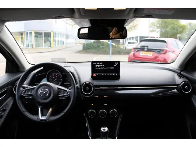 Mazda 2 1.5 e-SkyActiv-G 90 Exclusive-Line 2024 Benzine 13