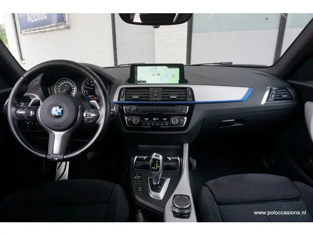 BMW 1 Serie 118i 2018 Benzine 10