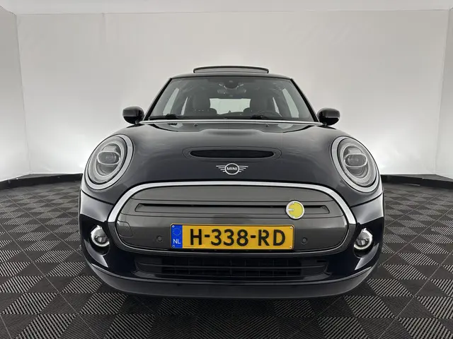 MINI Electric Mini Yours 33 kWh [ 3-Fase ] 2020 Elektrisch 2