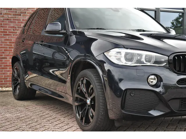 BMW X5 xDrive30d M-Sport 2014 Diesel 33