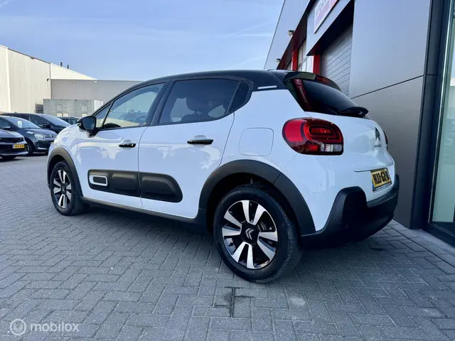 Citroën C3 1.2 PureTech Feel Edition 2023 Benzine 8