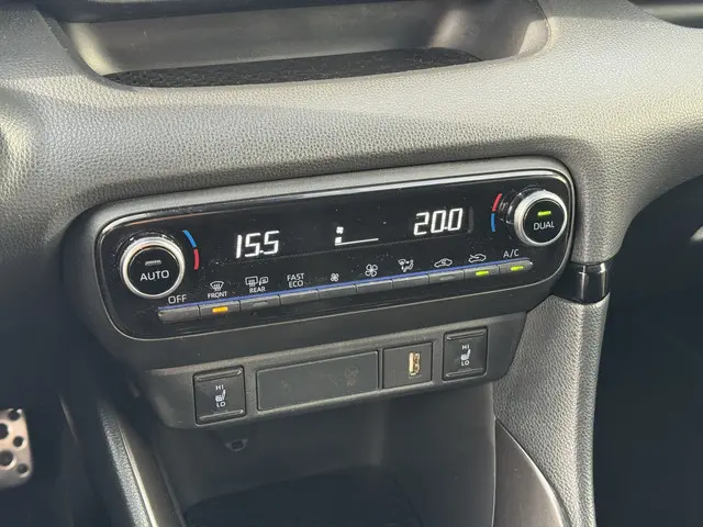 Toyota Yaris 1.5 Hybrid GR Sport 2023 Hybride Benzine 29