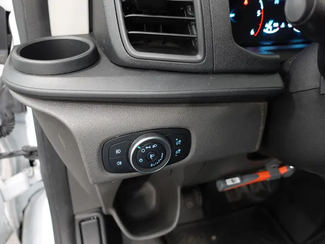 Ford Transit Custom 300 2.0 TDCI L2H1 Trend 2023 Diesel 12