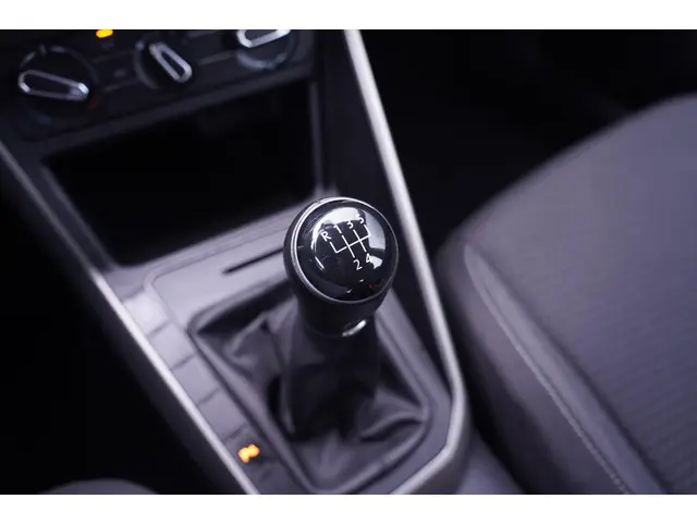 Volkswagen Polo 1.0 TSI Comfortline 2021 Benzine 36