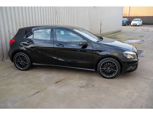 Mercedes-Benz A-Klasse 180 Prestige 2015 Benzine 3