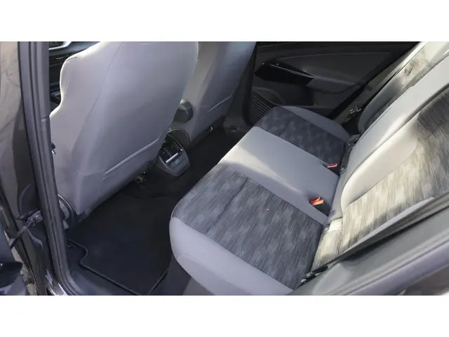 Volkswagen ID.4 Life 77 kWh SOH 93% 2021 Elektrisch 12