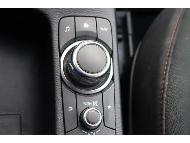 Mazda 2 1.5 Skyactiv-G GT-M 2015 Benzine 30