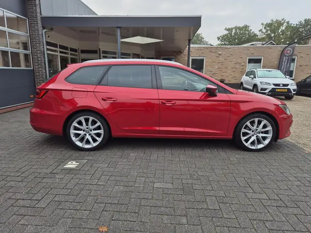 SEAT Leon ST 1.5 TSI FR Ultimate Edition 2020 Benzine 10