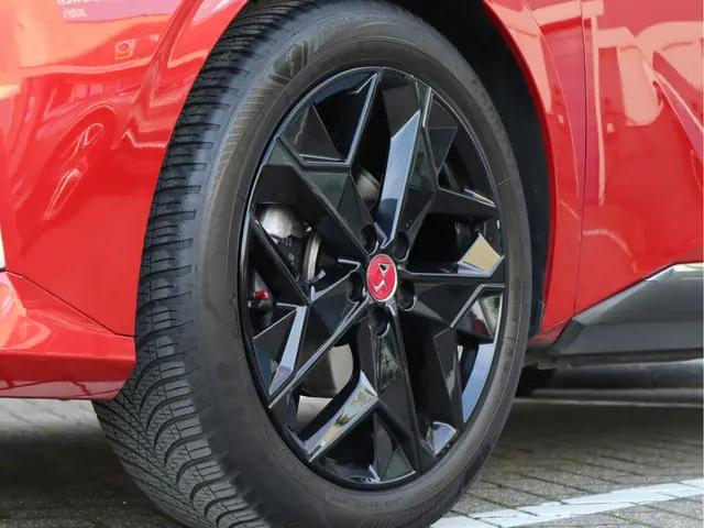 DS DS 4 1.2 PureTech Performance Line 2022 Benzine 13