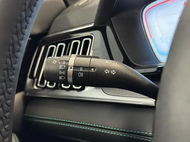 BYD SEAL U 1.5 DM-i FWD Boost 2025 Hybride Benzine 43