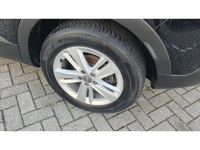 Opel Grandland X 1.2 Turbo Business + 2019 Benzine 21
