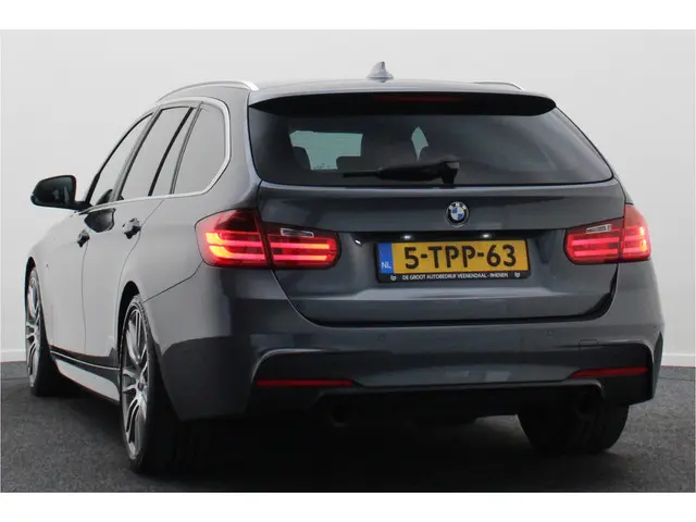 BMW 3 Serie Touring 335i High Executive 2014 Benzine 20