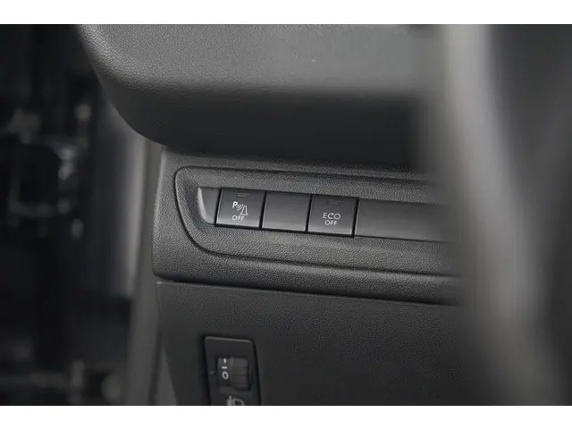 Peugeot 208 PureTech 82 Signature 2019 Benzine 39