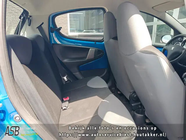 Peugeot 107 1.0 Access Accent | 5-deurs | Airco 2013 Benzine 28