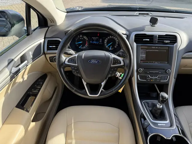 Ford Mondeo Wagon 1.5 Trend 2015 Benzine 17