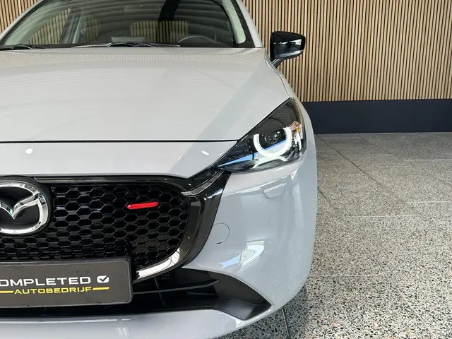 Mazda 2 1.5 SkyActiv-G 90 Homura 2024 Benzine 3