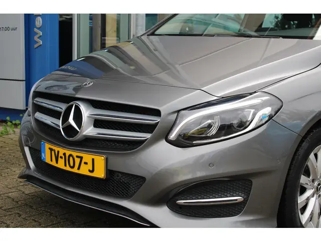 Mercedes-Benz B-Klasse 180 Ambition 2018 Benzine 36