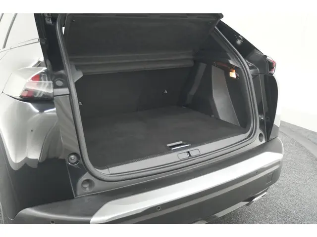 Peugeot 2008 PureTech 130 GT-Line 2020 Benzine 60