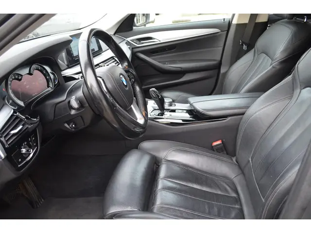 BMW 5 Serie 540i xDrive Touring 340 pk 2017 Benzine 9