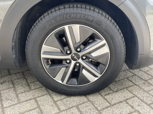 Kia Niro 1.6 GDi Hybrid DynamicLine 2022 Hybride Benzine 5