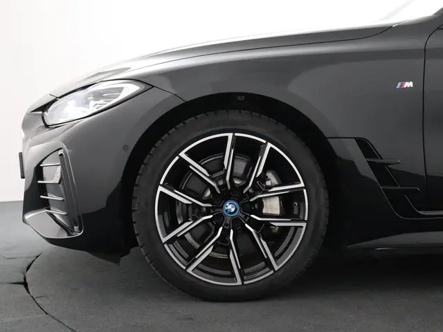 BMW i4 High Executive M-Sport 2023 Elektrisch 19