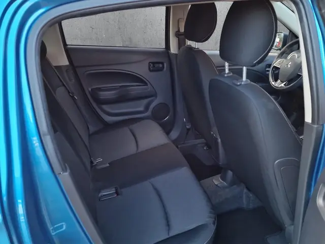 Mitsubishi Space Star 1.2 Dynamic 2023 Benzine 15