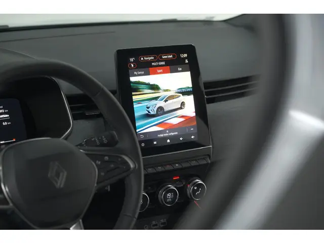 Renault Clio TCe 90 GPF techno 2025 Benzine 61