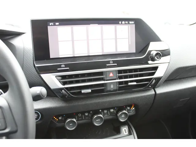 Citroën C4 HYBRID 145 MAX 2025 Hybride Benzine 22