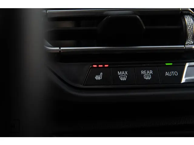 BMW 1 Serie 118i M-Sport | Pano | Leer 2021 Benzine 26
