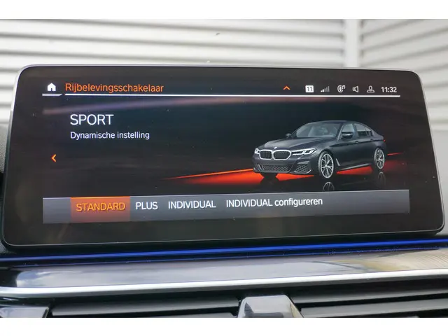 BMW 5 Serie 540i 2021 Benzine 22